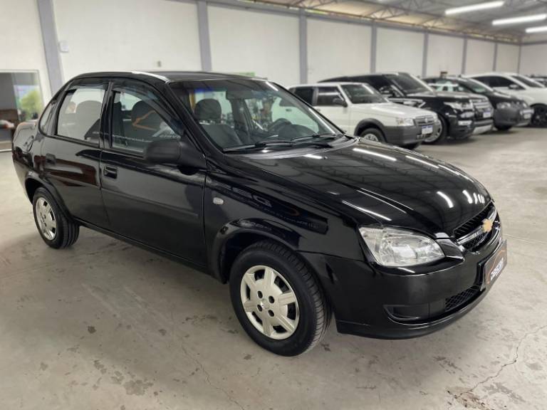 CHEVROLET - CLASSIC - 2016/2016 - Preta - R$ 27.900,00
