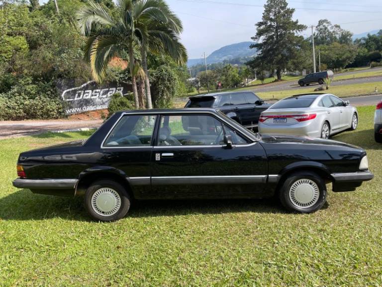 FORD - DEL REY - 1989/1989 - Preta - R$ 33.900,00