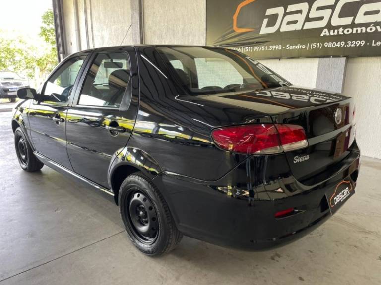 FIAT - SIENA - 2011/2012 - Preta - R$ 34.900,00