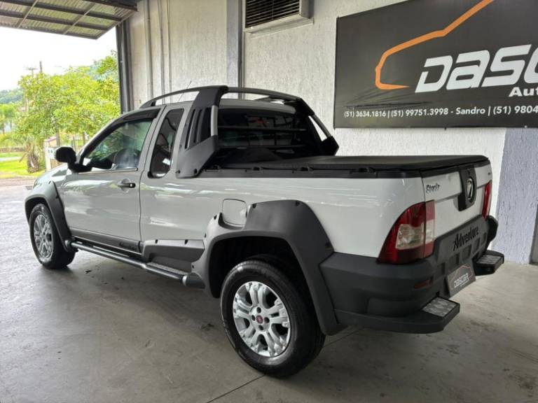 FIAT - STRADA - 2010/2010 - Branca - R$ 46.900,00