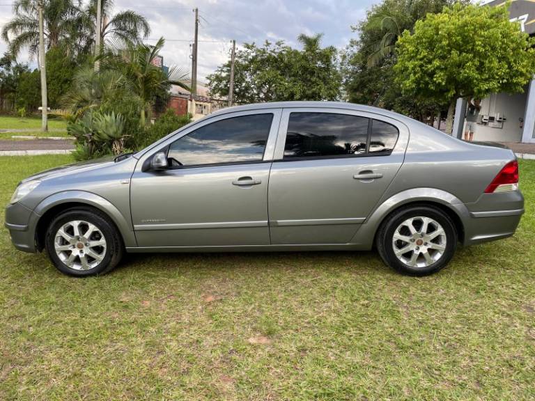 CHEVROLET - VECTRA - 2008/2008 - Cinza - R$ 35.900,00