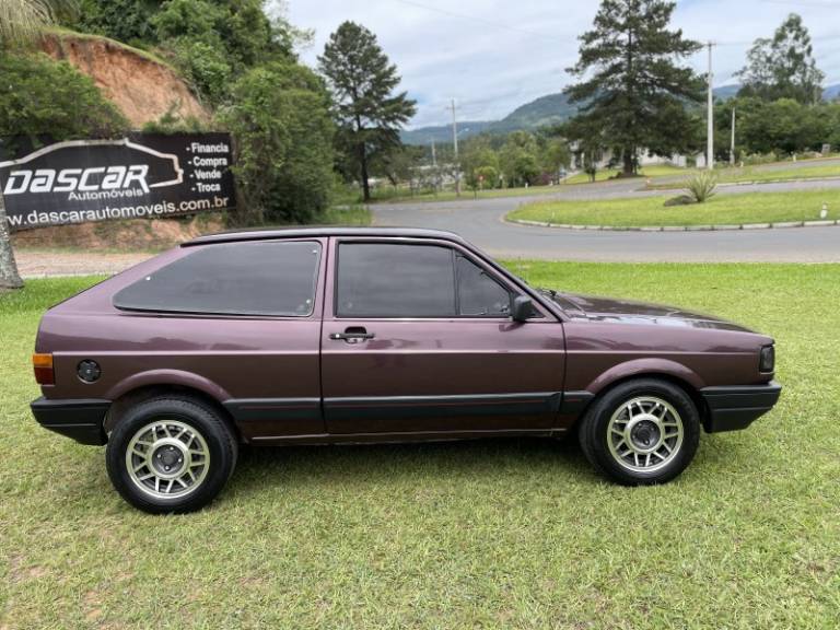 VOLKSWAGEN - GOL - 1994/1994 - Vermelha - R$ 18.900,00