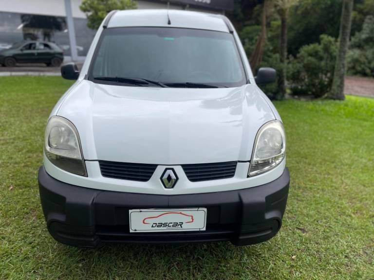 RENAULT - KANGOO - 2013/2013 - Branca - R$ 35.900,00