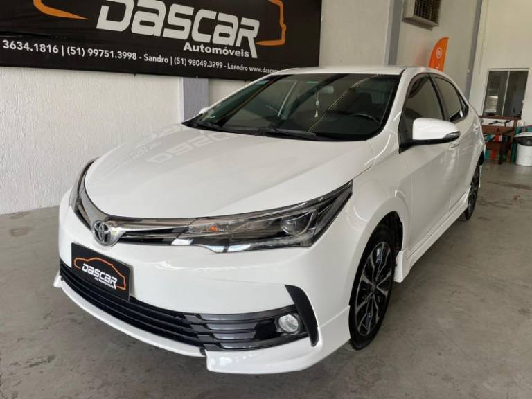 TOYOTA - COROLLA - 2018/2018 - Branca - R$ 107.900,00
