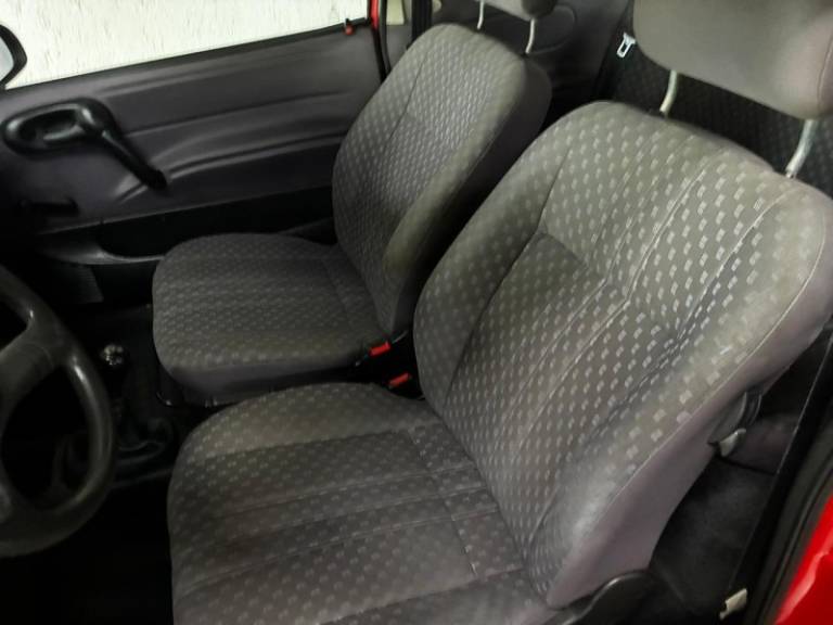 CHEVROLET - CORSA - 1999/1999 - Vermelha - R$ 15.900,00