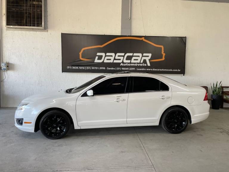 FORD - FUSION - 2011/2012 - Branca - R$ 52.900,00