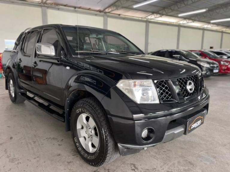 NISSAN - FRONTIER - 2007/2008 - Preta - R$ 77.900,00