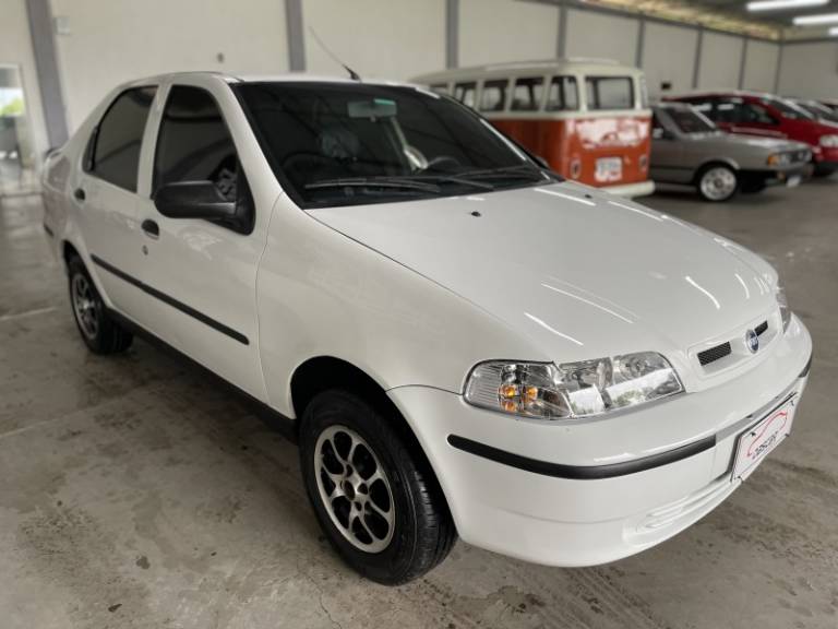 FIAT - SIENA - 2001/2001 - Branca - R$ 16.900,00