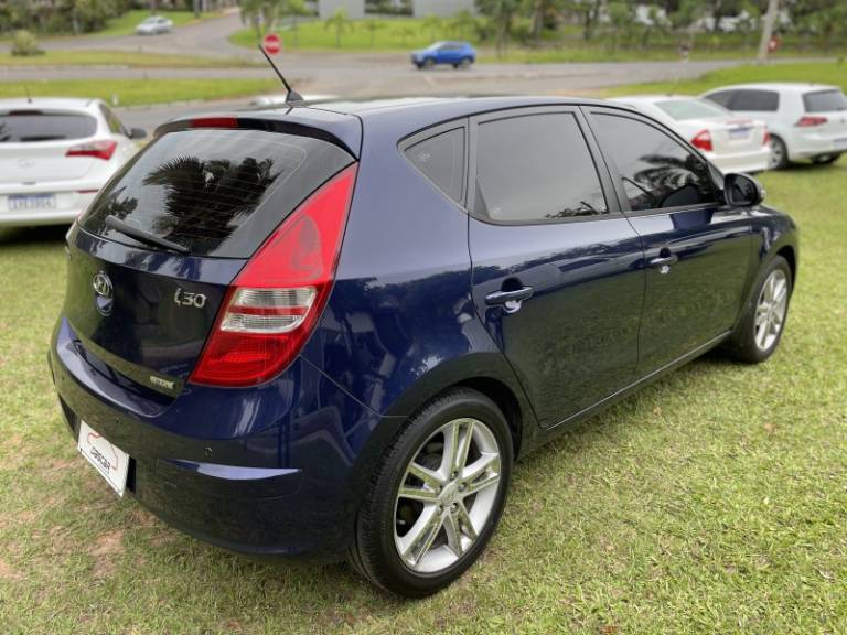 HYUNDAI - I30 - 2010/2010 - Azul - R$ 39.900,00