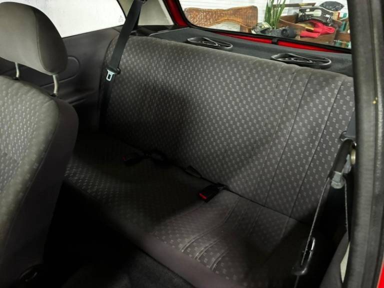 CHEVROLET - CORSA - 1999/1999 - Vermelha - R$ 15.900,00