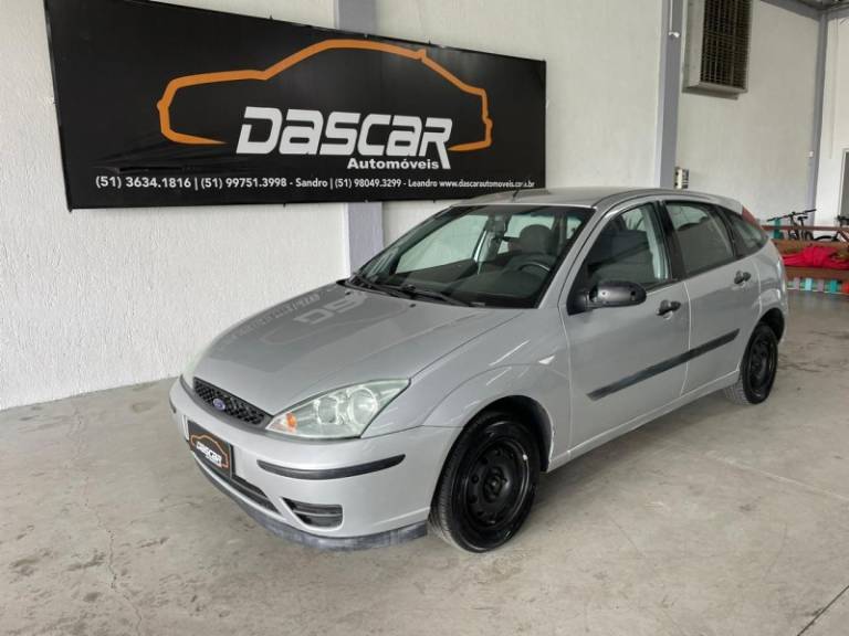 FORD - FOCUS - 2008/2008 - Prata - R$ 29.900,00