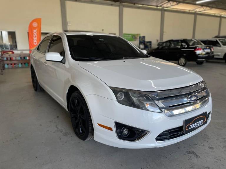 FORD - FUSION - 2011/2012 - Branca - R$ 52.900,00