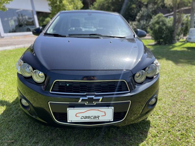 CHEVROLET - SONIC - 2012/2013 - Preta - R$ 42.900,00