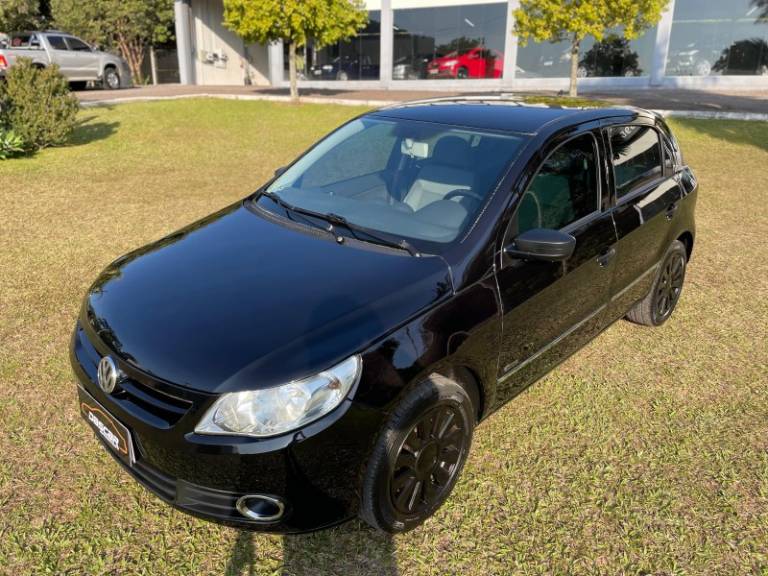 VOLKSWAGEN - GOL - 2010/2010 - Preta - R$ 28.900,00