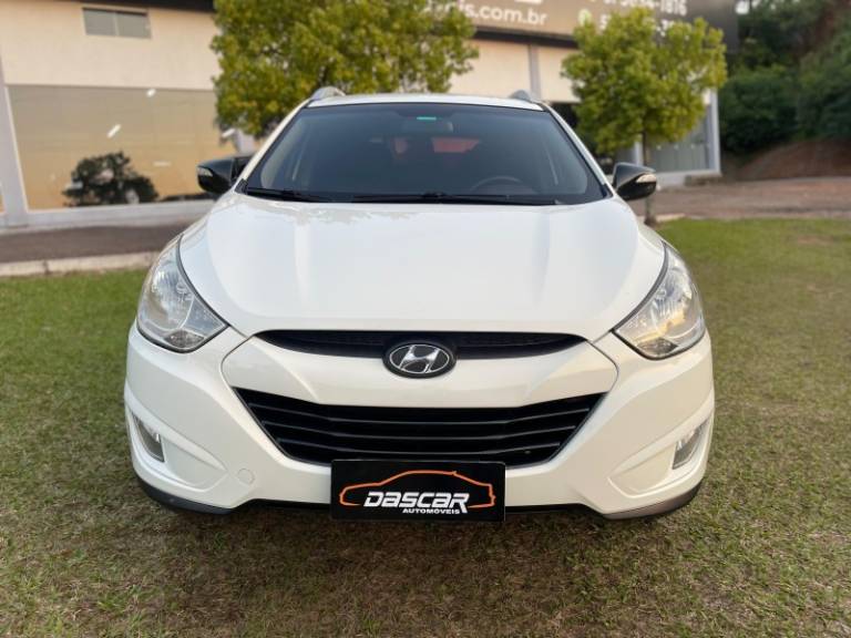 HYUNDAI - IX35 - 2011/2012 - Branca - R$ 65.900,00