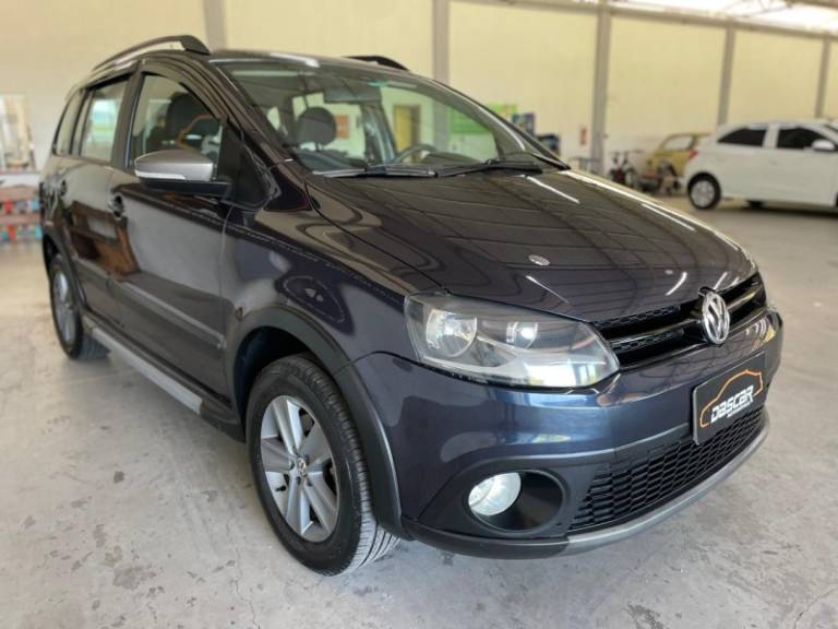 VOLKSWAGEN - SPACE CROSS - 2011/2012 - Azul - R$ 47.900,00