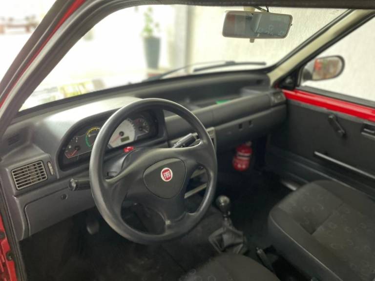 FIAT - UNO - 2011/2011 - Vermelha - R$ 24.900,00