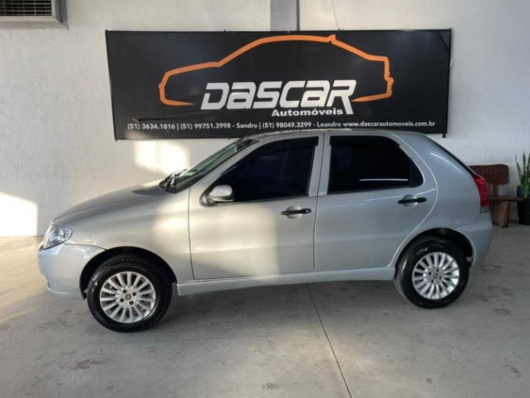 FIAT - PALIO - 2009/2010 - Prata - R$ 25.900,00