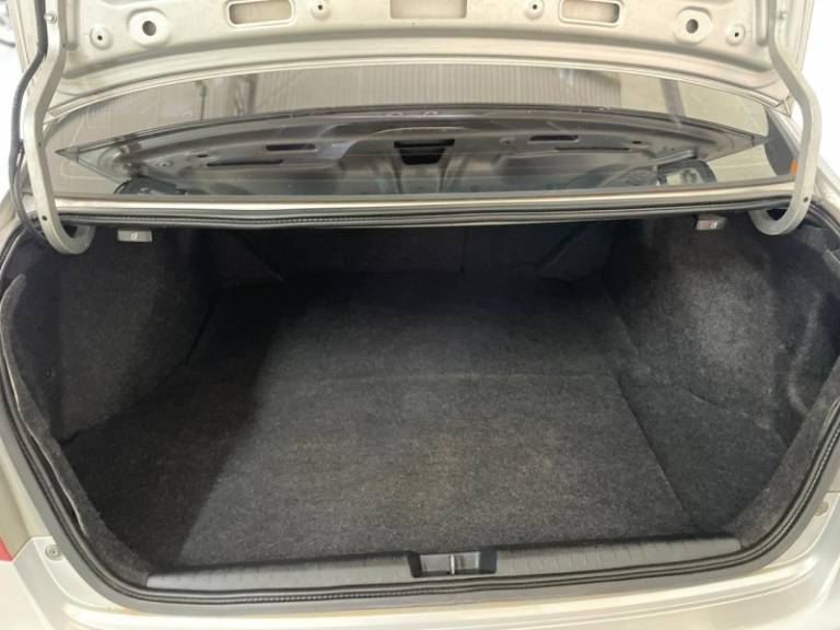 HONDA - CIVIC - 2008/2008 - Prata - R$ 51.900,00