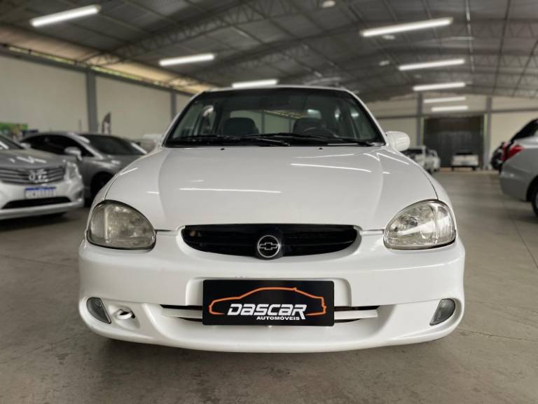 CHEVROLET - CORSA - 2002/2003 - Branca - R$ 23.900,00
