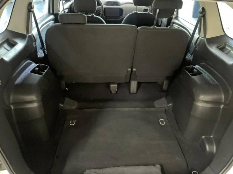 CHEVROLET - SPIN - 2016/2016 - Branca - R$ 44.900,00