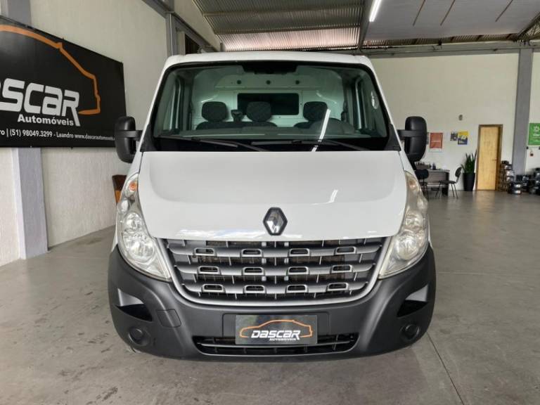 RENAULT - MASTER - 2013/2014 - Branca - R$ 107.900,00