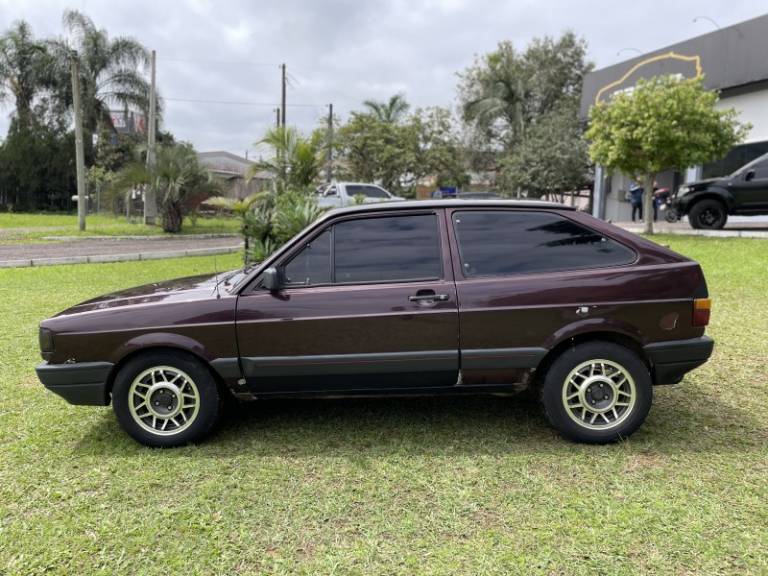 VOLKSWAGEN - GOL - 1994/1994 - Vermelha - R$ 18.900,00