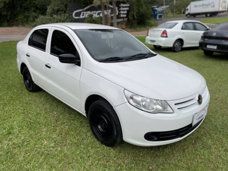 VOLKSWAGEN - VOYAGE - 2009/2010 - Branca - R$ 28.900,00