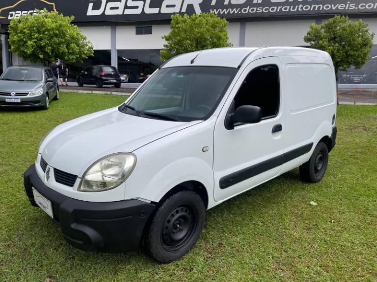 RENAULT - KANGOO - 2013/2013 - Branca - R$ 35.900,00