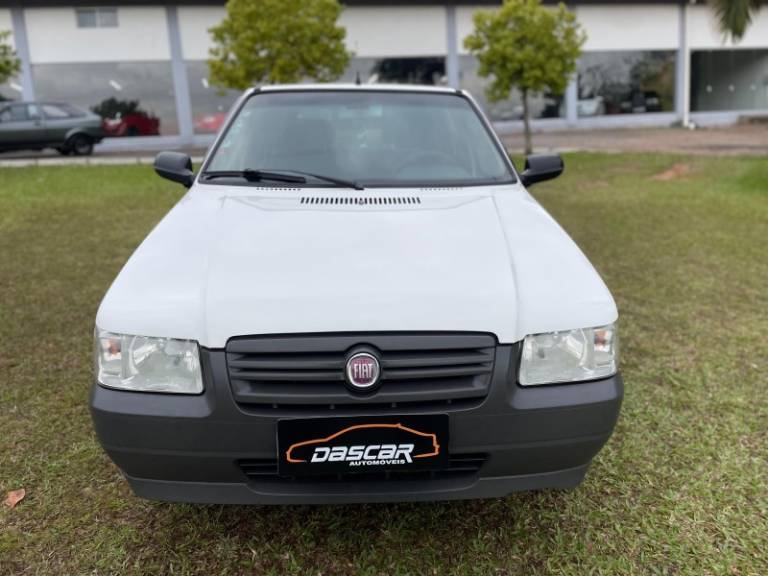 FIAT - UNO - 2013/2013 - Branca - R$ 30.900,00