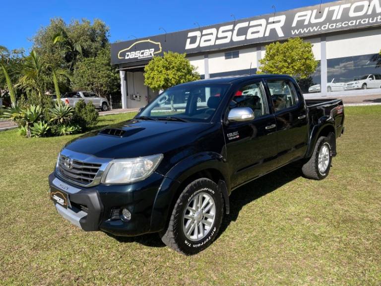 TOYOTA - HILUX - 2014/2014 - Azul - R$ 138.900,00