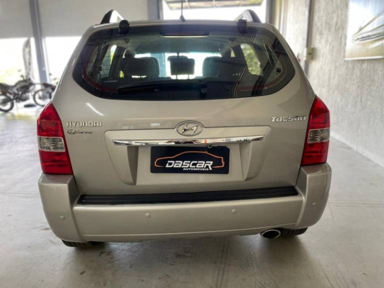 HYUNDAI - TUCSON - 2009/2010 - Prata - R$ 43.900,00
