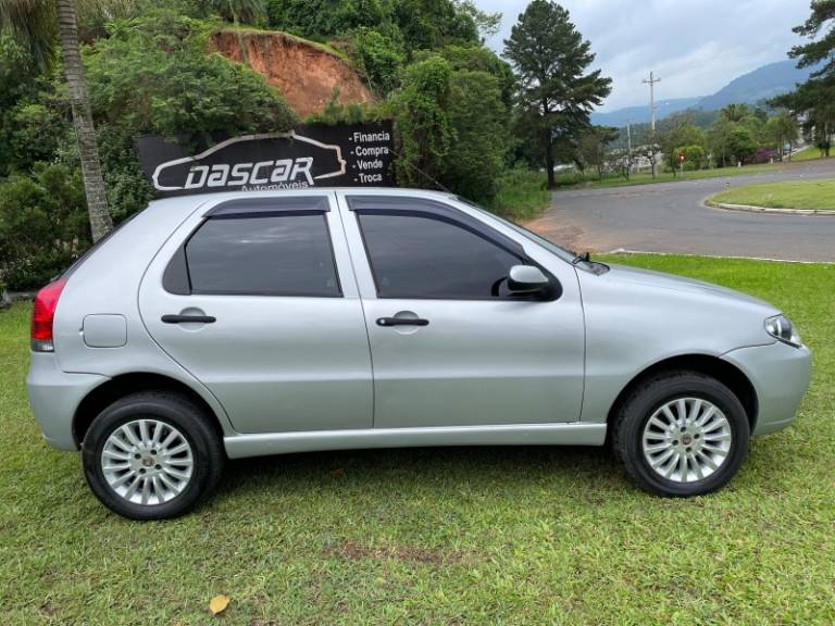 FIAT - PALIO - 2009/2010 - Prata - R$ 24.900,00