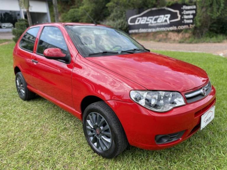 FIAT - PALIO - 2013/2013 - Vermelha - R$ 23.900,00