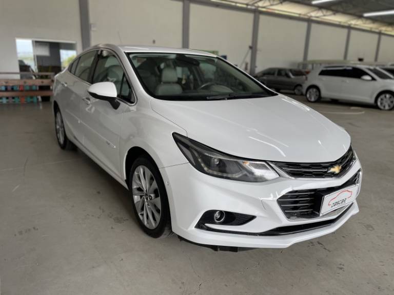 CHEVROLET - CRUZE - 2018/2018 - Branca - R$ 94.900,00