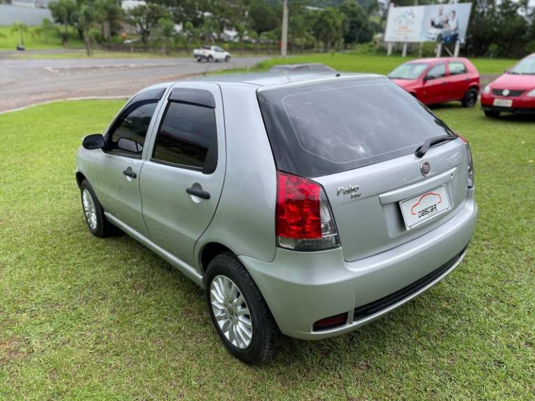 FIAT - PALIO - 2009/2010 - Prata - R$ 24.900,00