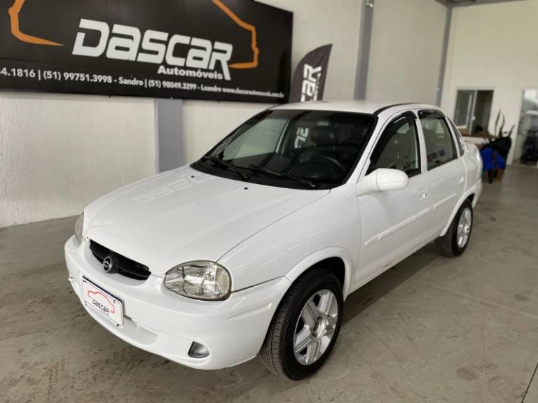 CHEVROLET - CORSA - 2002/2003 - Branca - R$ 21.900,00