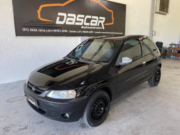 CHEVROLET - CELTA - 2002/2002 - Preta - R$ 19.900,00