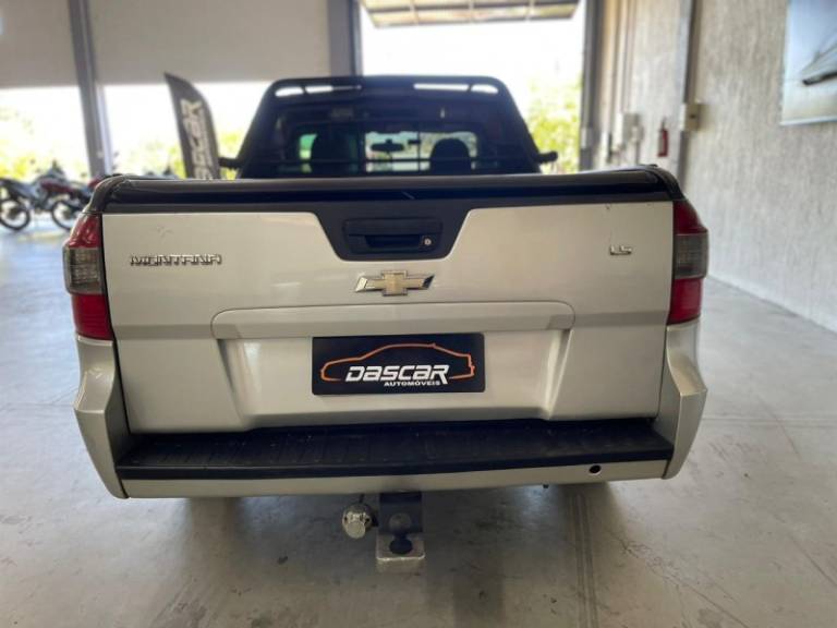 CHEVROLET - MONTANA - 2013/2014 - Prata - R$ 43.900,00