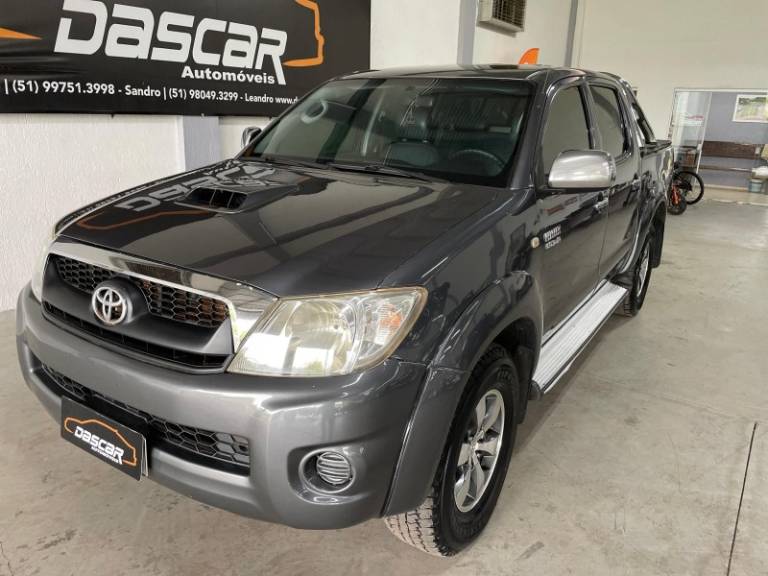 TOYOTA - HILUX - 2009/2009 - Cinza - R$ 105.900,00