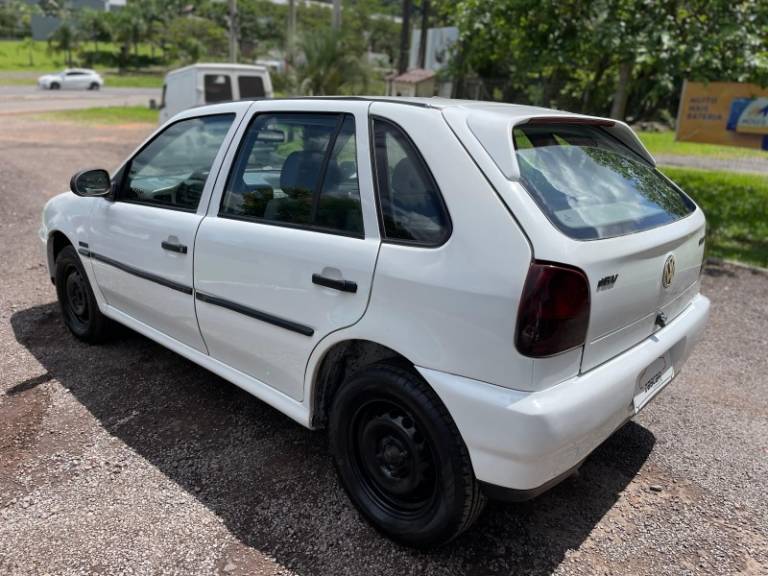 VOLKSWAGEN - GOL - 1999/1999 - Branca - R$ 13.900,00