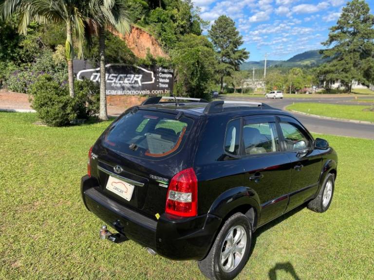 HYUNDAI - TUCSON - 2013/2014 - Preta - R$ 58.900,00