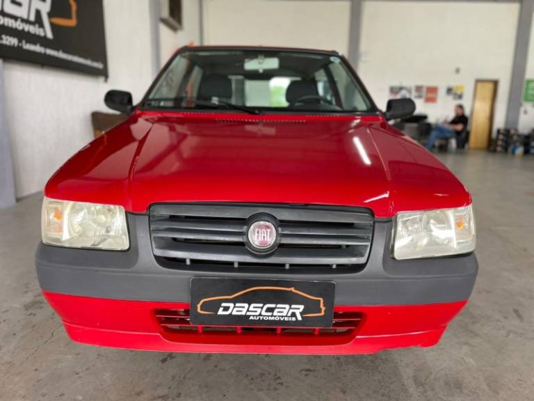 FIAT - UNO - 2011/2011 - Vermelha - R$ 24.900,00