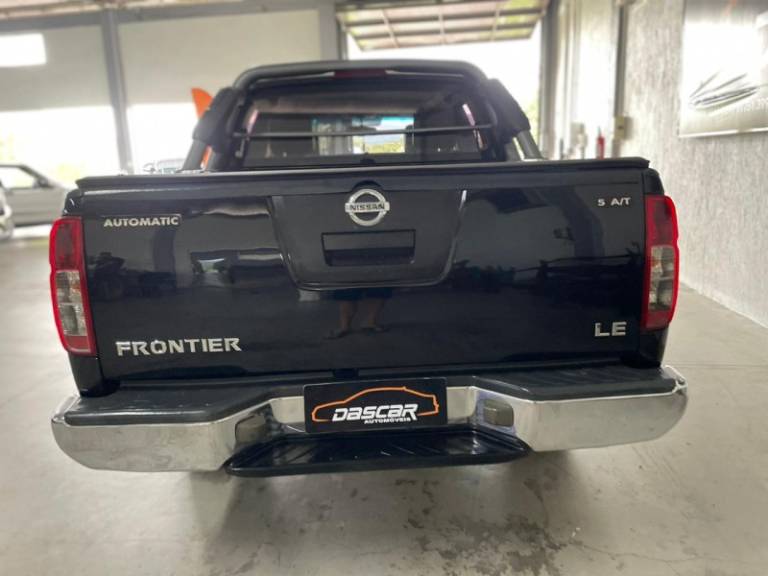 NISSAN - FRONTIER - 2007/2008 - Preta - R$ 77.900,00