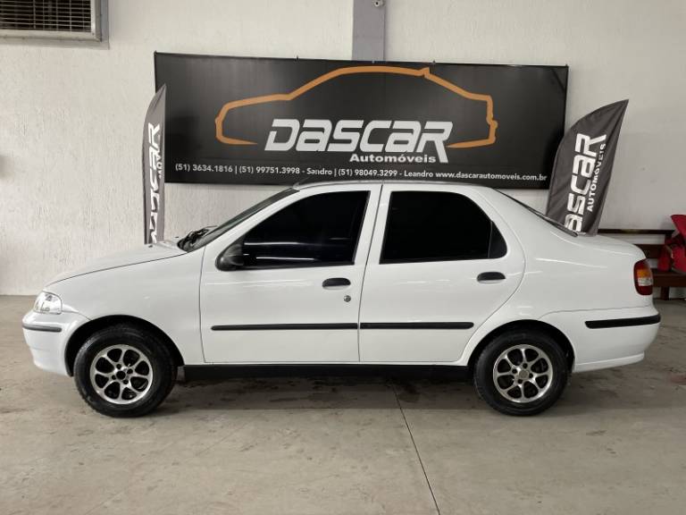 FIAT - SIENA - 2001/2001 - Branca - R$ 16.900,00