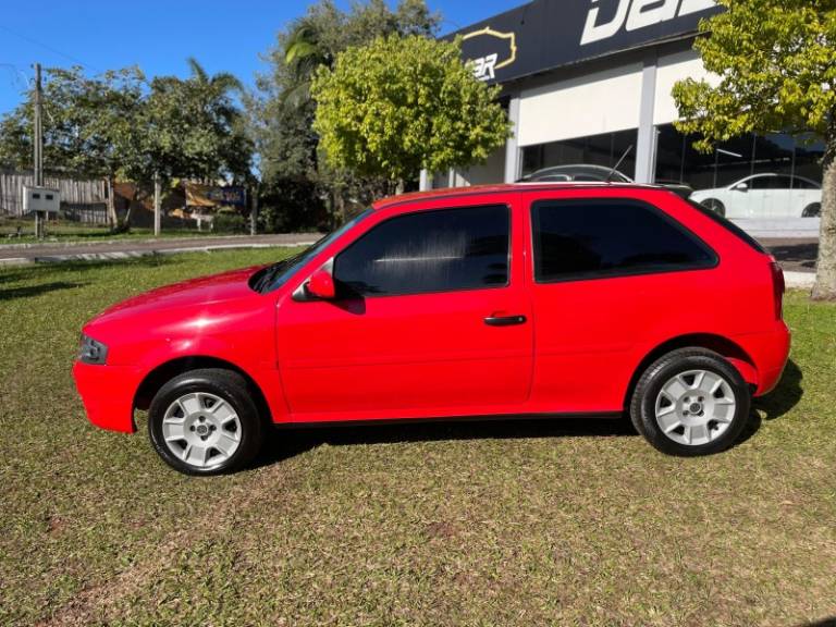 VOLKSWAGEN - GOL - 2013/2014 - Vermelha - R$ 29.900,00