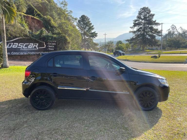 VOLKSWAGEN - GOL - 2010/2010 - Preta - R$ 28.900,00