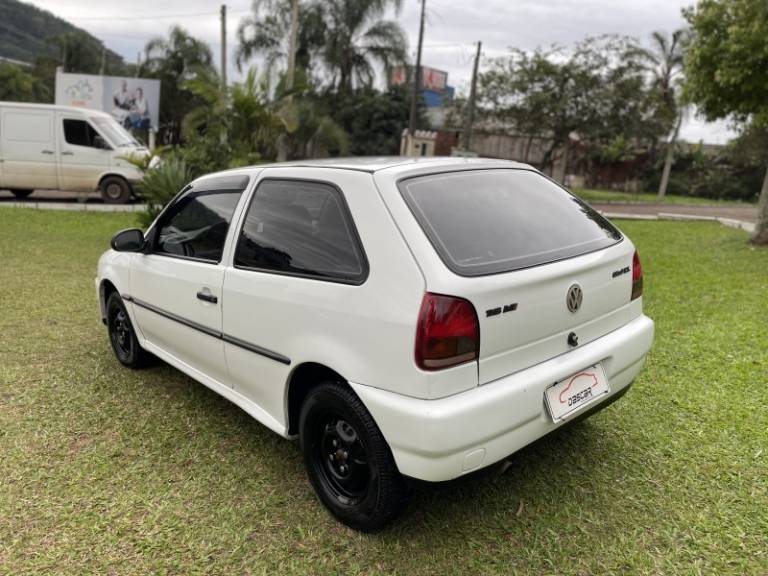 VOLKSWAGEN - GOL - 1997/1997 - Branca - R$ 16.900,00