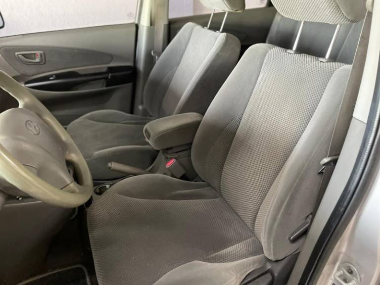 HYUNDAI - TUCSON - 2009/2010 - Prata - R$ 43.900,00