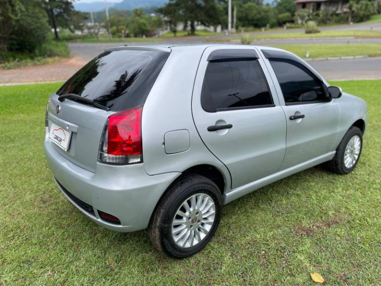 FIAT - PALIO - 2009/2010 - Prata - R$ 24.900,00